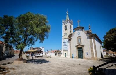 Igreja Paroquial de Navais 